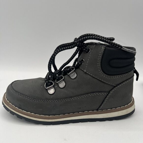 Size 10 Little Kid Childrens Place Boots Gray Suede Lace Up - Picture 3 of 12